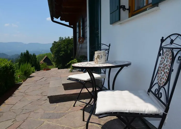 Kroell-hube بيت للعطل